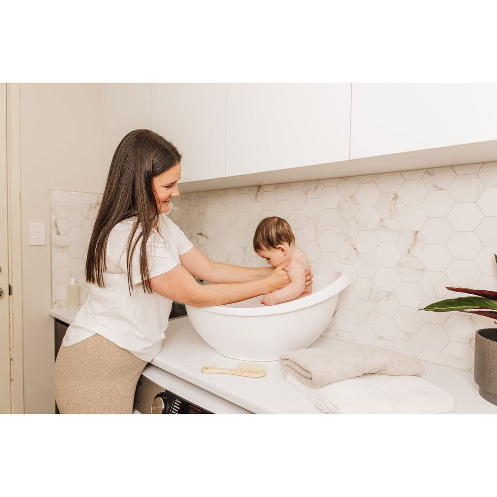 Bubble Baby Bath with Newborn Insert