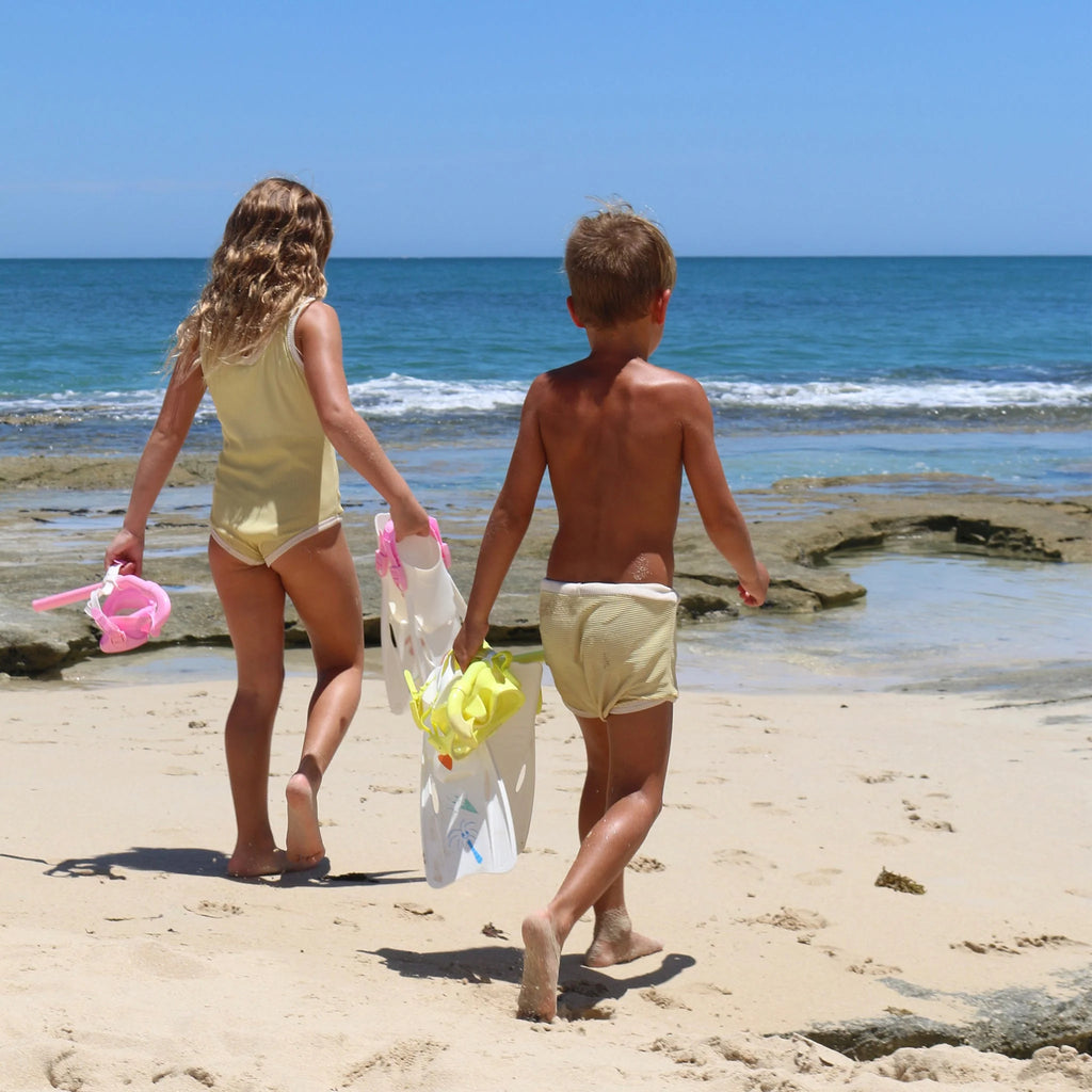 sunnylife snorkel set